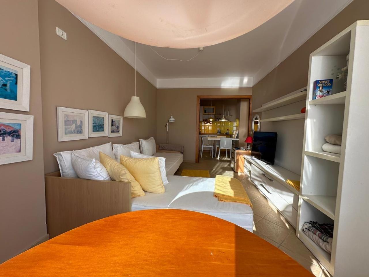 Beach View! Seaside Apartment Durrës Eksteriør bilde